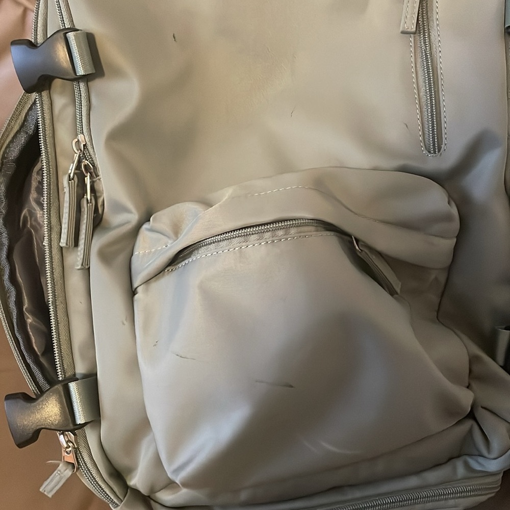 Travel Backpack!🎒 - Picture 5 of 8